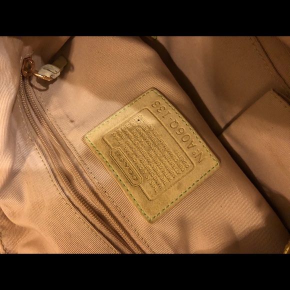 Coach pastel scribble hobo - Picture 6 of 7